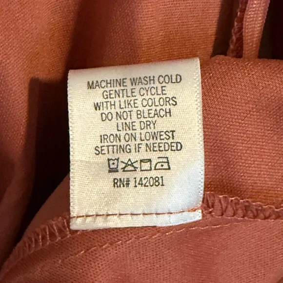 NWT- Francesca’s Lace Dress with Long Flowy Sleeves - Salmon Rose Color - Size L - Picture 10 of 11